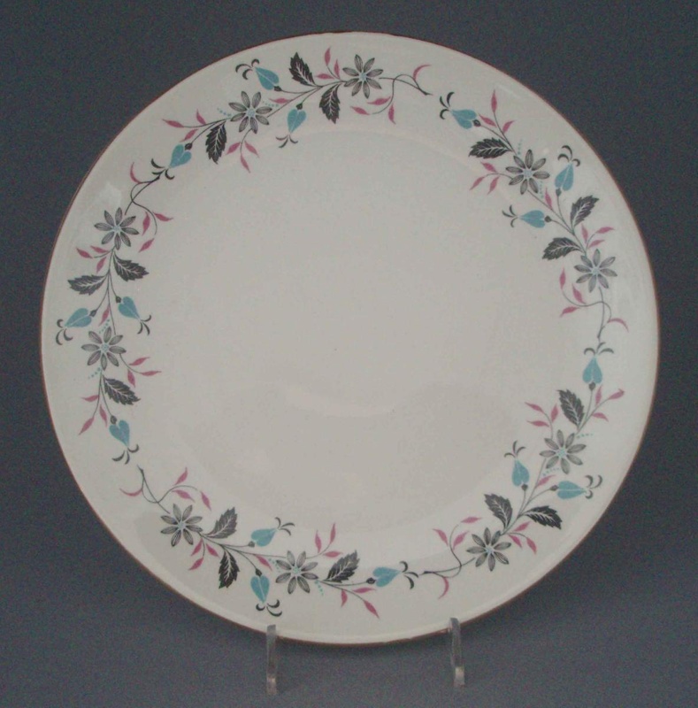 Bread and butter plate - floral; Crown Lynn Potteries Limited; 1958-1965; 2008.1.2051 Bread and butter plate - floral; Crown Lynn Potteries Limited; 1958-1965; 2008.1.2051