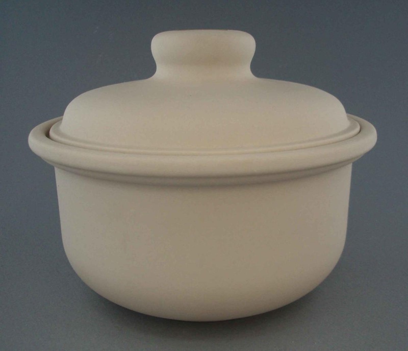 Casserole and lid - bisque; Crown Lynn Potteries Limited; 1976-1989; 2009.1.762.1-2 Casserole and lid - bisque; Crown Lynn Potteries Limited; 1976-1989; 2009.1.762.1-2