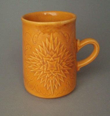 Mug; Titian Potteries (1965) Limited; 1971-1980; 2008.1.1416