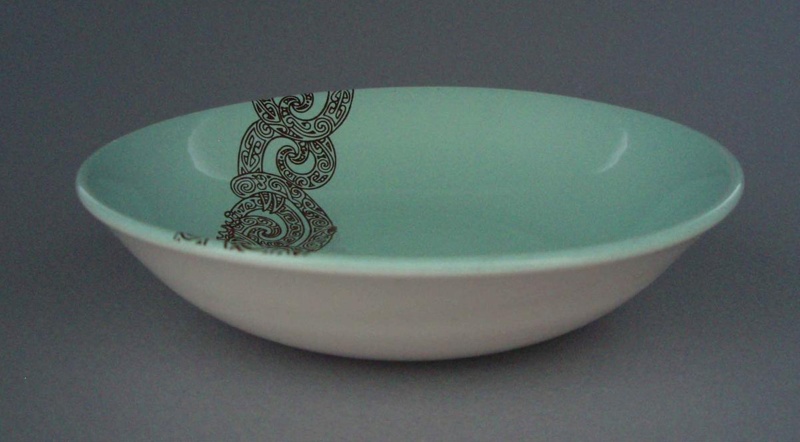 Bowl - Air New Zealand; Crown Lynn Potteries Limited; 1965-1975; 2008.1.2021