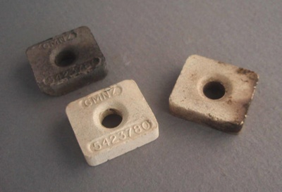 Electrical fixtures; Crown Lynn Technical Ceramics Limited; 1940-1975; 2009.1.1768.1-3