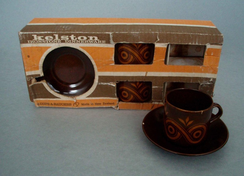 Cup and saucer set with box; Crown Lynn Potteries Limited; 1975-1985; 2008.1.2480.1-12