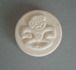 Pin box lid - Ngakura Ware bisque; Crown Lynn Potteries Limited; 1966-1975; 2008.1.348
