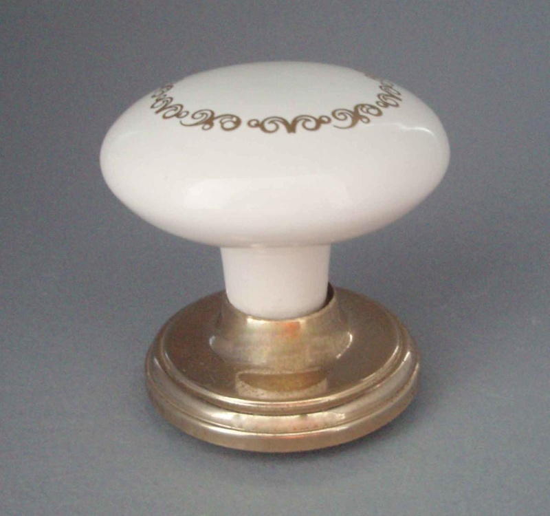 Door handle and rose - Heritage pattern; Crown Lynn Technical Ceramics Limited; 1976-1989; 2008.1.681