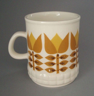Mug - floral; Titian Potteries (1965) Limited; 1971-1980; 2008.1.846