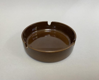 Dark Brown Ashtray; Crown Lynn Potteries Limited; 1970s-1980s; 2016.48.42