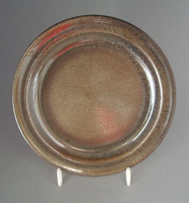 Bread and butter plate - trial; Crown Lynn Potteries Limited; 1980-1989; 2008.1.1160