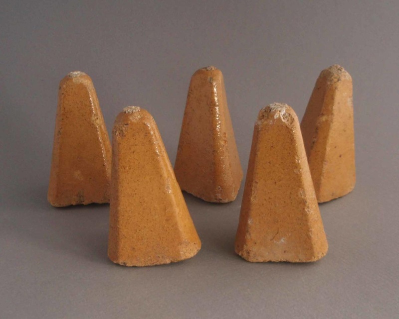 Kiln props; Crown Lynn Potteries Limited; 1940-1970; 2009.1.1652.1-5 ...
