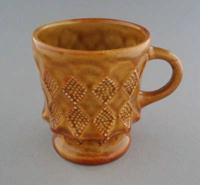 Mug; Titian Potteries (1965) Limited; 1975-1989; 2008.1.1432