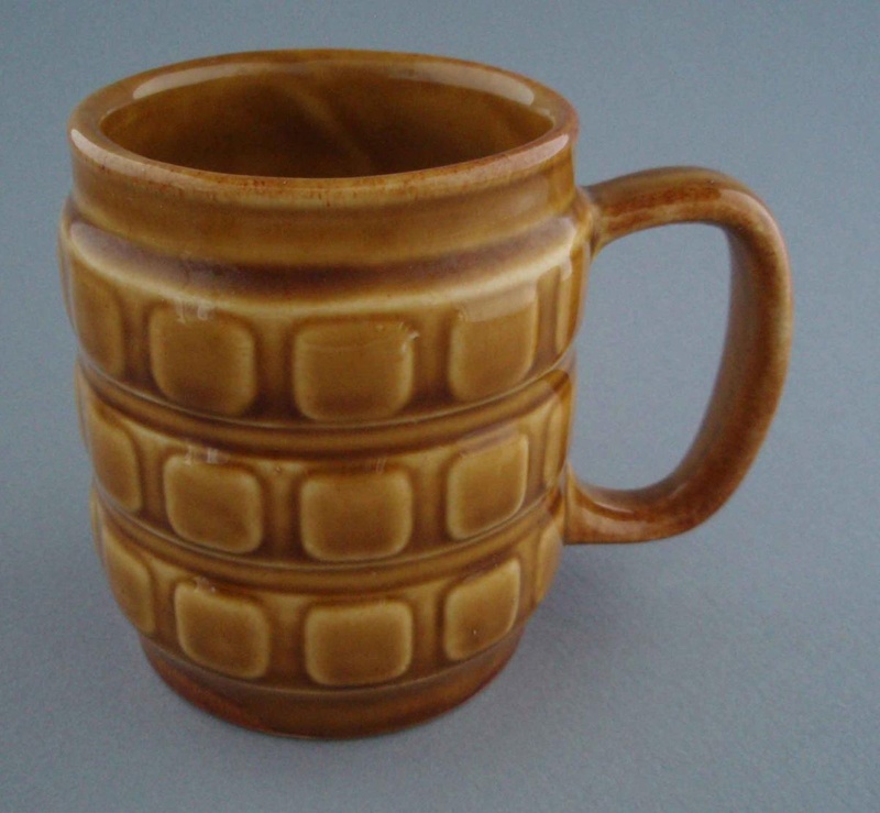 Mug - geometric; Titian Potteries (1965) Limited; 1978-1989; 2008.1.2282