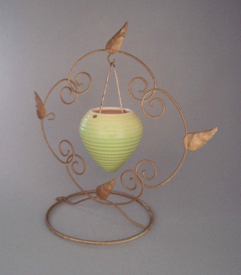 Vase with frame; Crown Lynn Potteries Limited; 1950-1975; 2008.1.867.1-3
