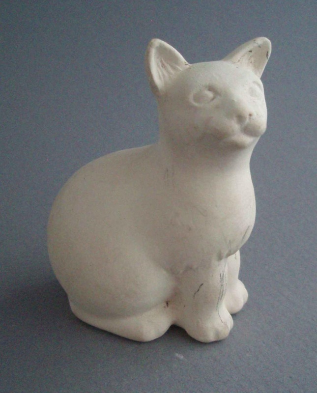 Cat figurine - bisque; Crown Lynn Potteries Limited; 1950-1989; 2009.1.83 Cat figurine - bisque; Crown Lynn Potteries Limited; 1950-1989; 2009.1.83