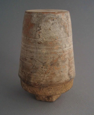 Chum; Crown Lynn Potteries Limited; 1940-1960; 2009.1.1859