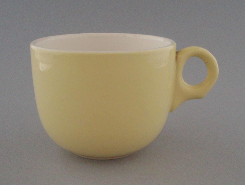 Cup - Colour glaze; Crown Lynn Potteries Limited; 1973-1989; 2008.1.2648