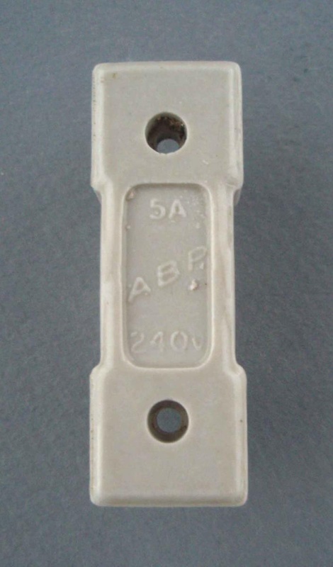 Oven fuse holder - A.B.P.; Crown Lynn Technical Ceramics Limited; 1940-1980; 2009.1.1493