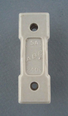 Oven fuse holder - A.B.P.; Crown Lynn Technical Ceramics Limited; 1940-1980; 2009.1.1493
