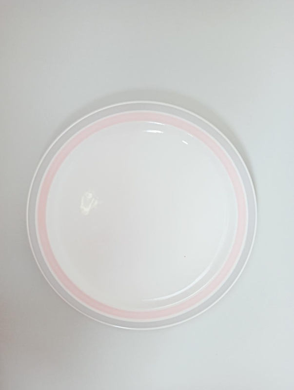 Dinner Plate - Candy; Crown Lynn Potteries Limited; 1980s; 2016.48.129 Dinner Plate - Candy; Crown Lynn Potteries Limited; 1980s; 2016.48.129