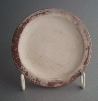 Butter pat - bisque; Crown Lynn Potteries Limited; 1980-1989; 2008.1.1227
