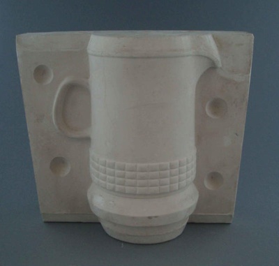 Case - coffee pot; Crown Lynn Potteries Limited; 1971; 2009.1.1354