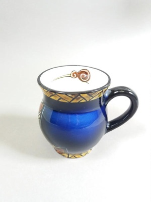 Mug - Tapa and kiwi; Studio Ceramics NZ Ltd; 2002-2008; 2017.1.68