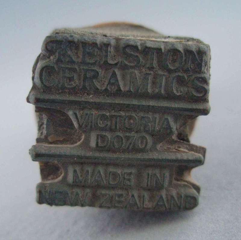 Backstamp - Victoria; Crown Lynn Potteries Limited; 1965-1985; 2008.1.2133