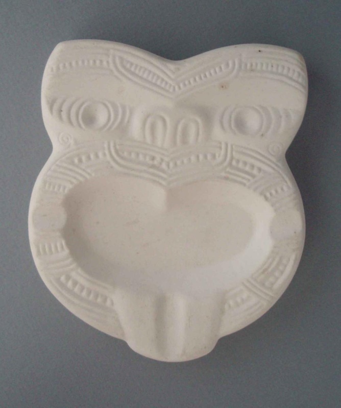 Ashtray - bisque; Crown Lynn Potteries Limited; 1980-1989; 2008.1.397