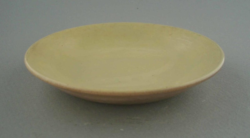 Butter pat - South Pacific pattern; Crown Lynn Potteries Limited; 1965-1975; 2009.1.987