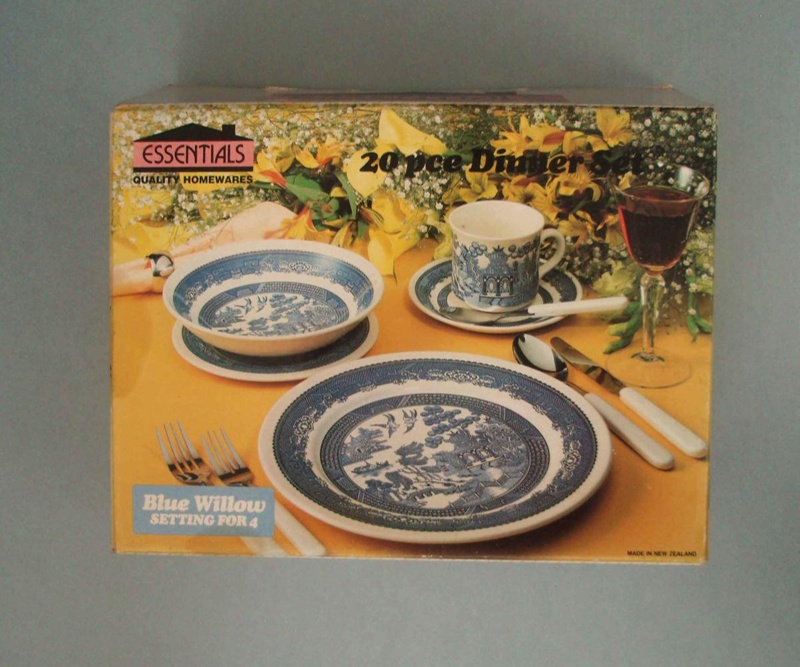 Box - Blue Willow; Unknown; 1984-1989; 2009.1.259
