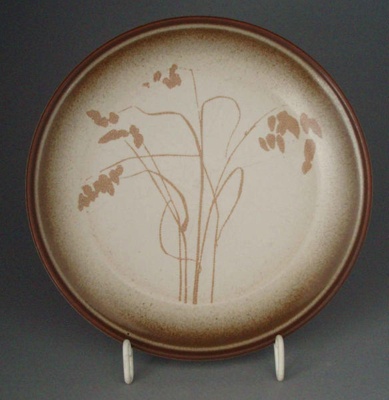 Bread and butter plate - Winter wheat pattern; Crown Lynn Potteries Limited; 1980-1983; 2008.1.782