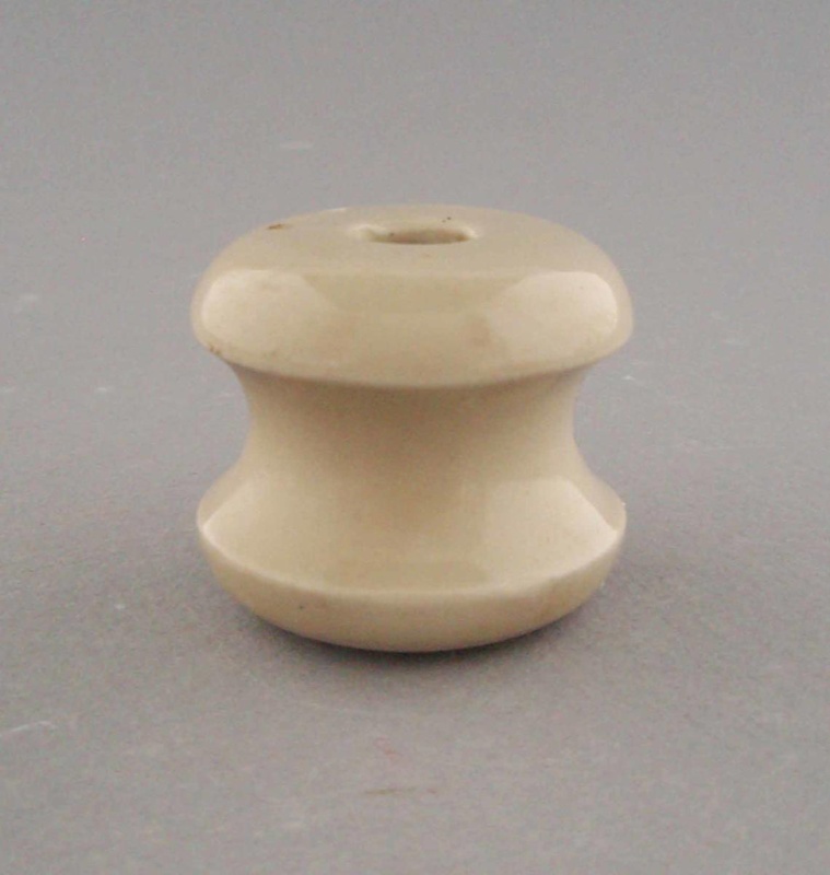 Tramway insulator; Crown Lynn Technical Ceramics Limited; 1930-1965; 2009.1.1294