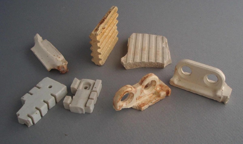 Electrical fixture shards; Crown Lynn Technical Ceramics Limited; 1940-1975; 2009.1.1774.1-7