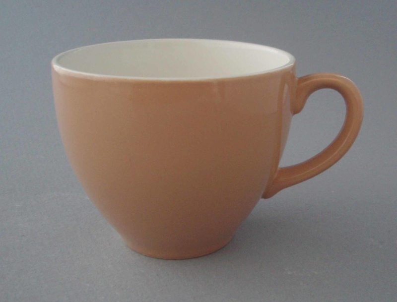 Cup - Colour glaze; Crown Lynn Potteries Limited; 1961-1975; 2009.1.610