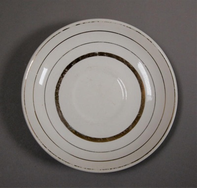 Saucer - Sovereign; Crown Lynn Potteries Limited; 1950s; 2016.48.113