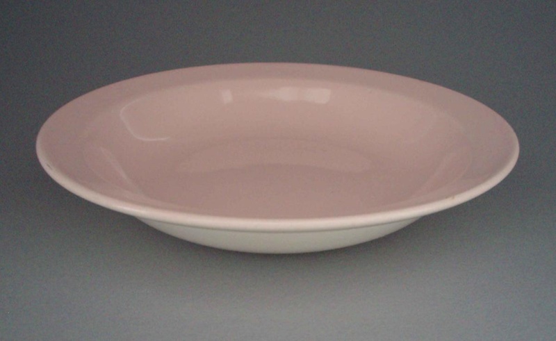 Bowl; Crown Lynn Potteries Limited; 1988-1989; 2008.1.2301