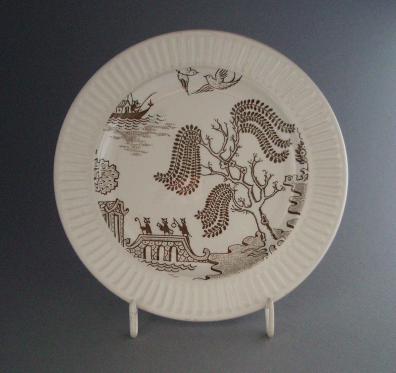 Bread and butter plate - Mandarin pattern; Crown Lynn Potteries Limited; 1970-1980; 2008.1.731