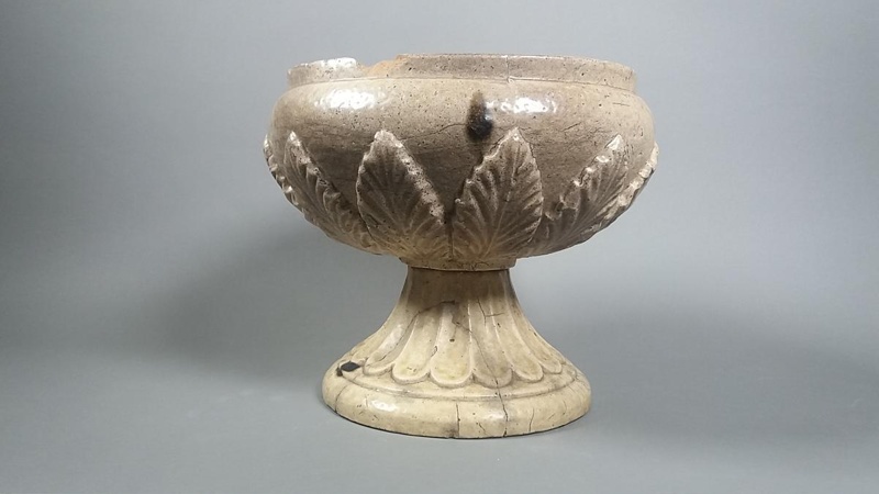 Ornamental garden vase; Amalgamated Brick and Pipe Company Limited; 1929-1950s; 2016.22.6.1-2