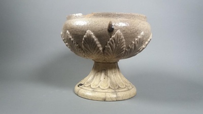 Ornamental garden vase; Amalgamated Brick and Pipe Company Limited; 1929-1950s; 2016.22.6.1-2