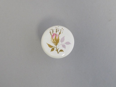 Handle or knob - Chintz bud pattern; Crown Lynn Technical Ceramics Limited; 1962-1975; 2016.6.14