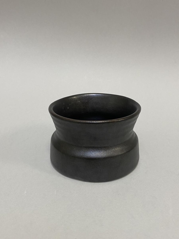 Sugar Bowl - Black Titian; Crown Lynn Potteries Limited; 1976; 2024.1.3