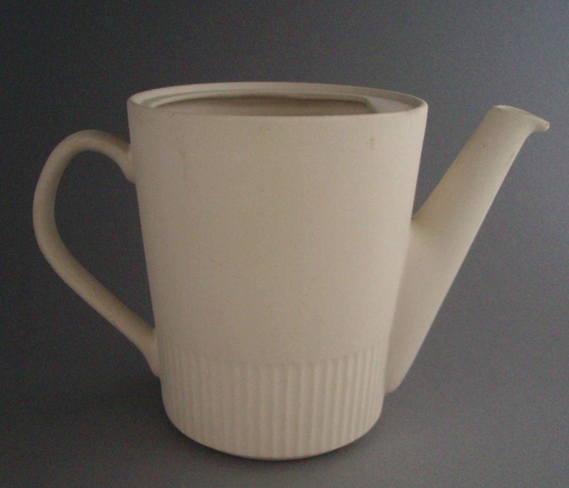 Coffee pot and lid - bisque; Crown Lynn Potteries Limited; 1970-1980; 2008.1.2353.1-2 Coffee pot and lid - bisque; Crown Lynn Potteries Limited; 1970-1980; 2008.1.2353.1-2