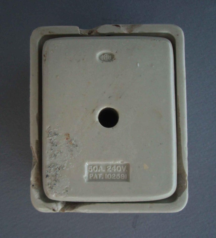 Electrical insulator - fuse box; Crown Lynn Technical Ceramics Limited; 1940-1980; 2010.1.4.1-2