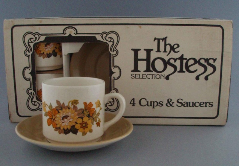 Cup and saucer set with box; Crown Lynn Potteries Limited; 1975-1985; 2008.1.1077.1-13