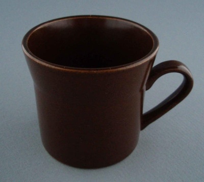Cup; Crown Lynn Potteries Limited; 1971-1985; 2008.1.1914