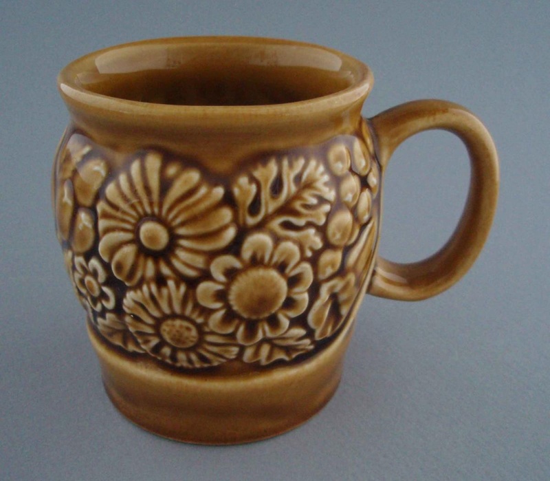 Mug - floral; Titian Potteries (1965) Limited; 1978-1989; 2008.1.2280