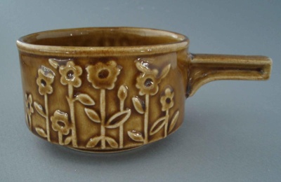 Soup bowl; Titian Potteries (1965) Limited; 1973-1985; 2009.1.912