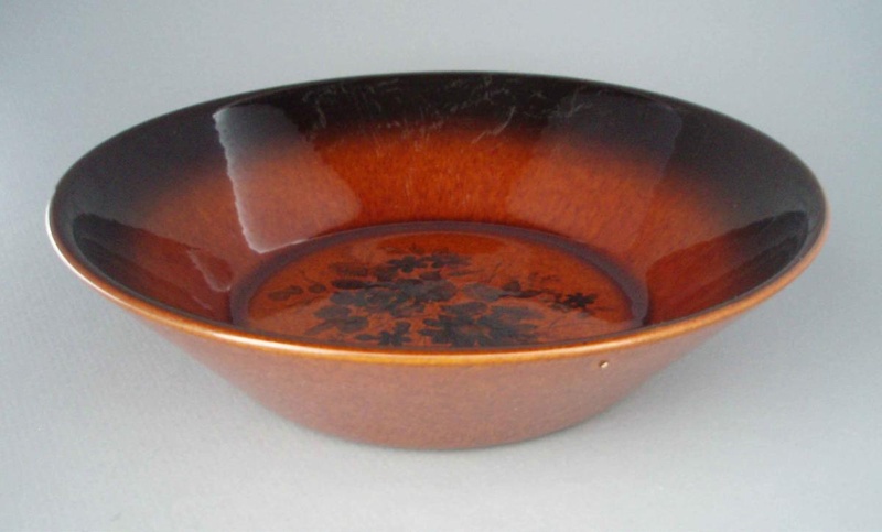 Vegetable bowl - Kashmir rose pattern; Crown Lynn Potteries Limited; 1980-1985; 2008.1.1058
