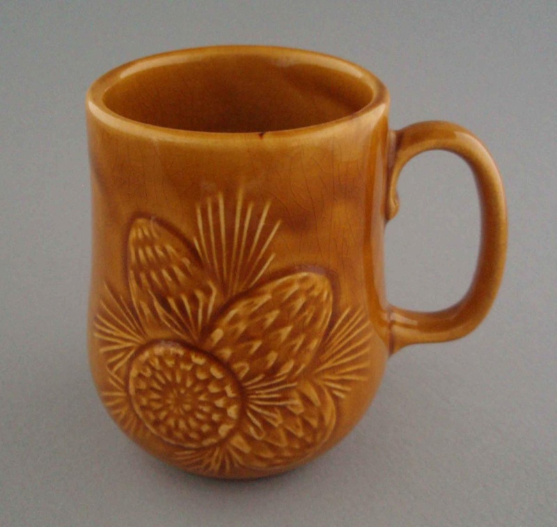 Mug - pine cone; Titian Potteries (1965) Limited; 1977-1989; 2008.1.2295