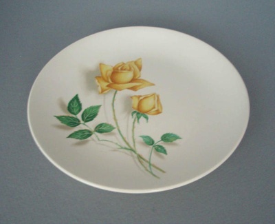 Bread and butter plate - Patio Rose pattern; Crown Lynn Potteries Limited; 1960-1969; 2008.1.556