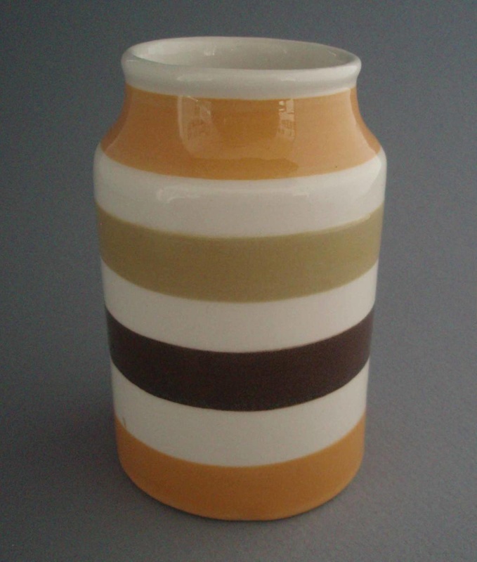 Ball point pen jar - banded; Crown Lynn Potteries Limited; 1969-1989; 2008.1.1801