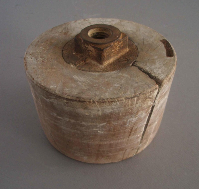 Chum; Crown Lynn Potteries Limited; 1940-1960; 2009.1.1850 Chum; Crown Lynn Potteries Limited; 1940-1960; 2009.1.1850